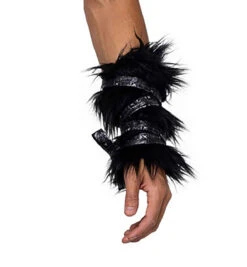 Roma R-6171, Faux Fur Cuffs