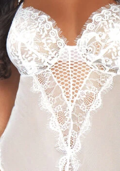 LEG AVENUE LA89239, Eyelash Lace And Mesh Teddy -Funky Lingerie Outlet 89239 wht close up 58038.1633112723